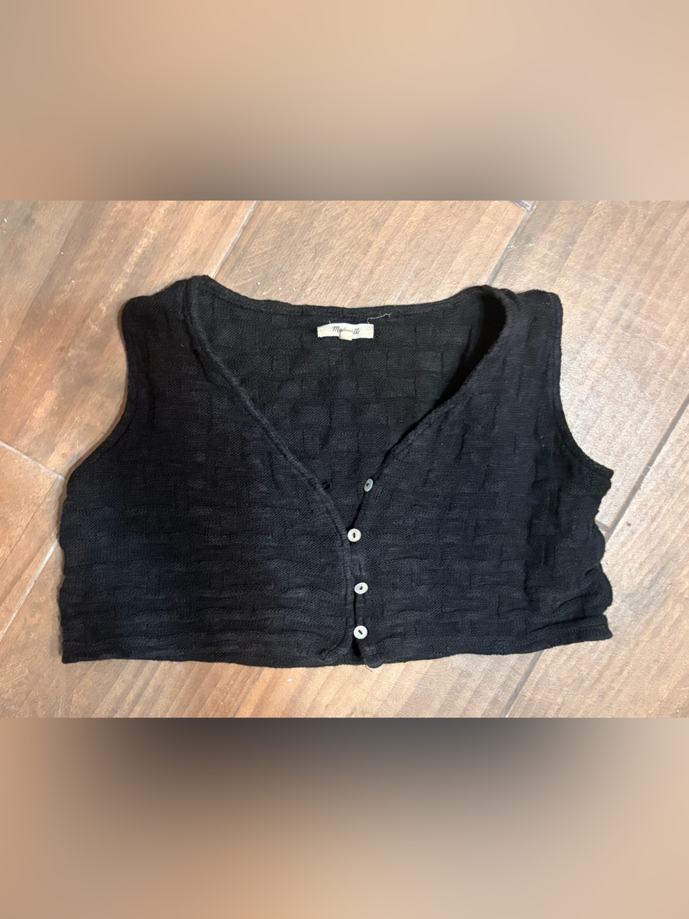 Madewell Black Cropped V‑Neck Button Tank
